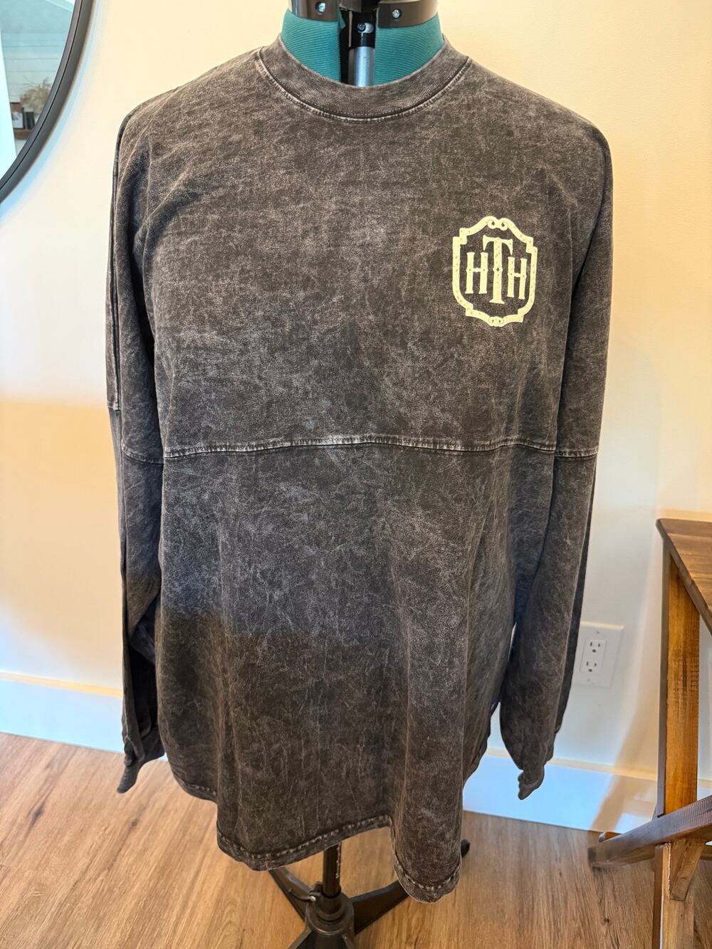 2024 Disney Parks NWT Hollywood Tower of Terror Hotel Adult Spirit Jersey XXL